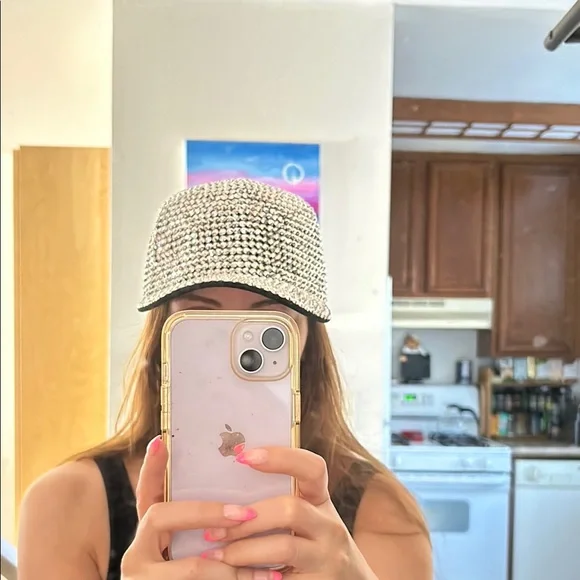 Sparkling Rhinestone Cap - Picture 4 of 4
